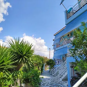 https://capitan-nikos.hotelschalkidiki.net