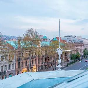 Rooftop Rustaveli Гостевой дом